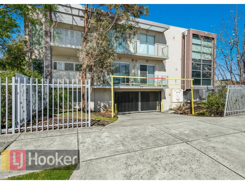 9/8 St James Avenue, Springvale VIC 3171