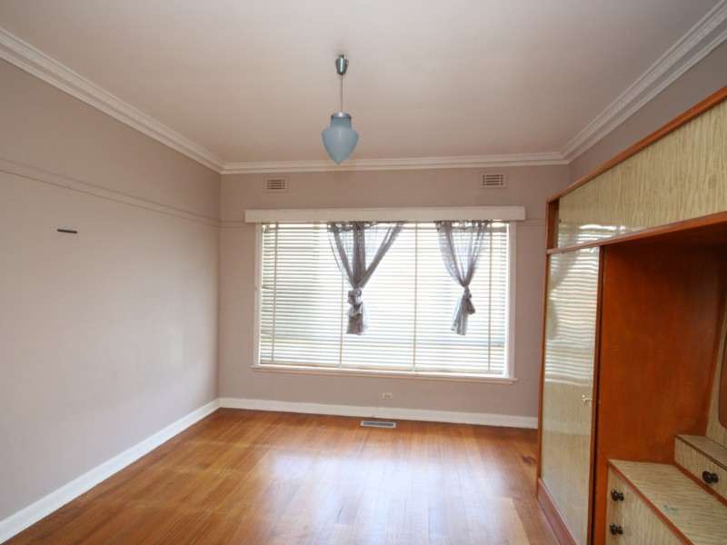 6 Gove Street, Springvale VIC 3171