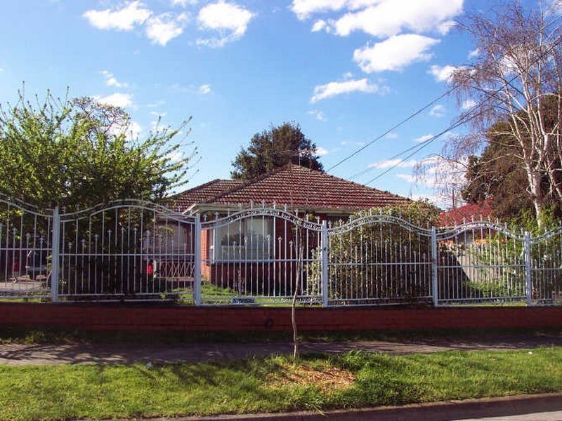 5 Ethel Court, Springvale VIC 3171