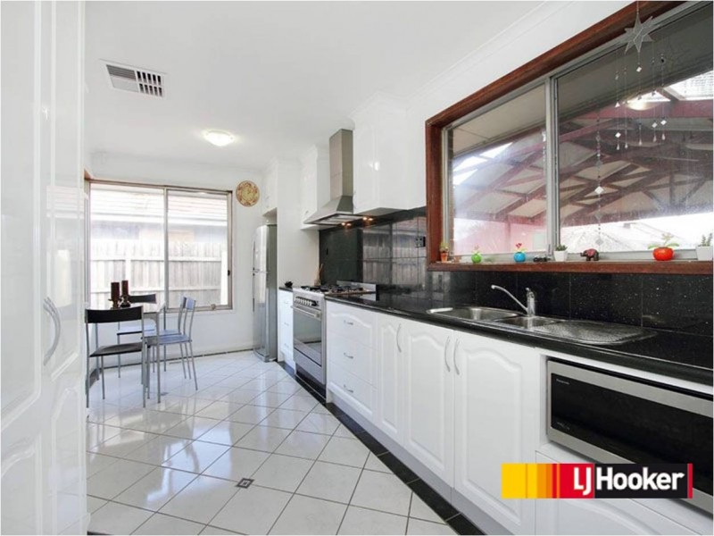 2 Coolibah Place, Keysborough VIC 3173