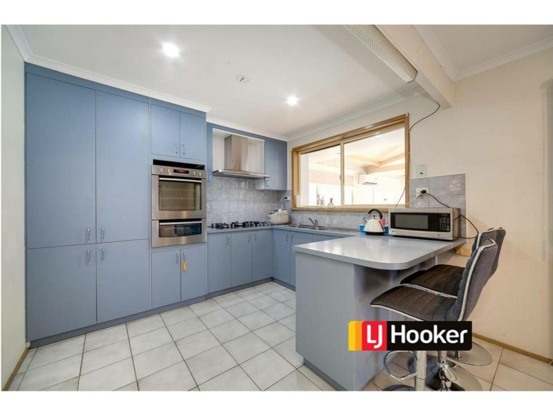 25 SNOWGUM COURT, Keysborough VIC 3173