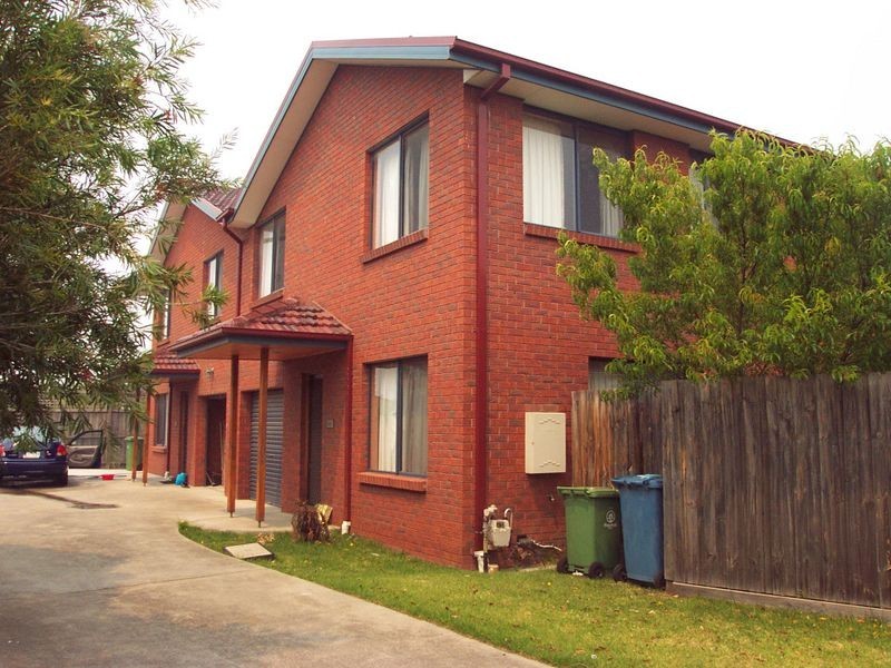 2/50 Balmoral Avenue, Springvale VIC 3171