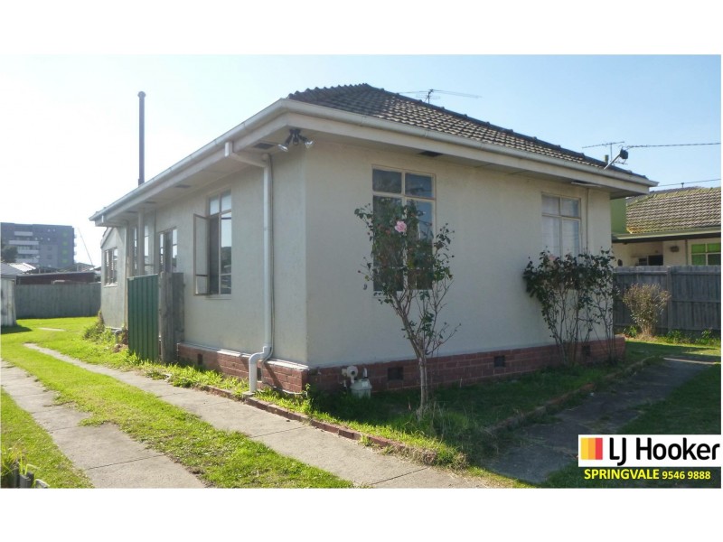 42 UNION GROVE, Springvale VIC 3171