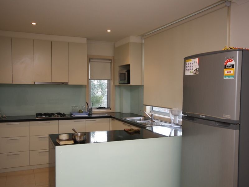1/8 St. James Av, Springvale VIC 3171