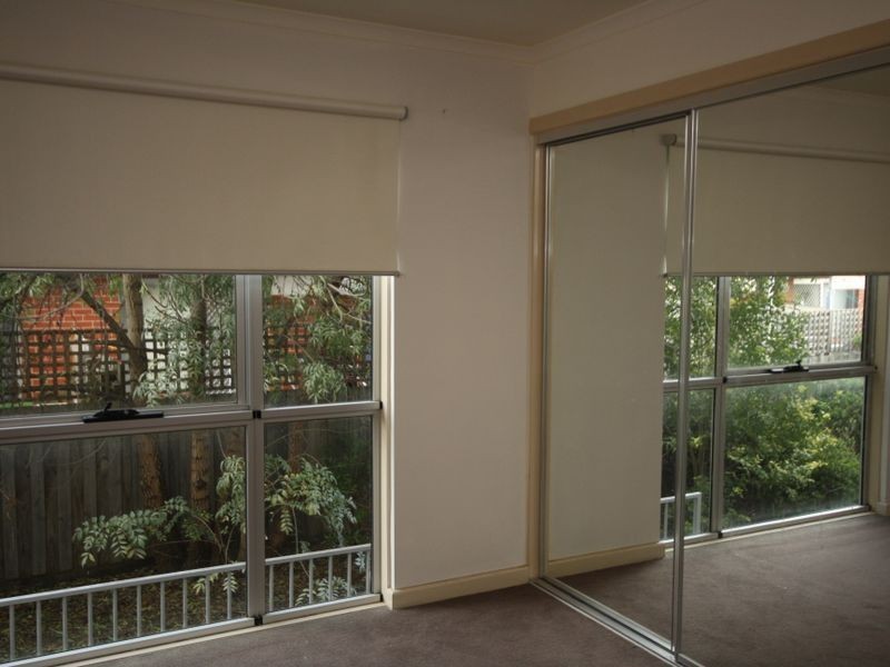 1/8 St. James Av, Springvale VIC 3171