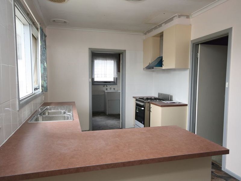 72 Burden Street, Springvale VIC 3171