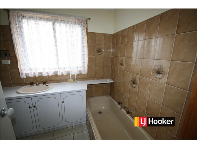 68 Regent Avenue, Springvale VIC 3171
