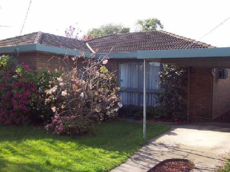 9 Locharn Crescent, Keysborough VIC 3173