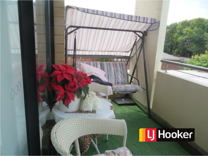 10/2 Monash Green Drive, Clayton VIC 3168