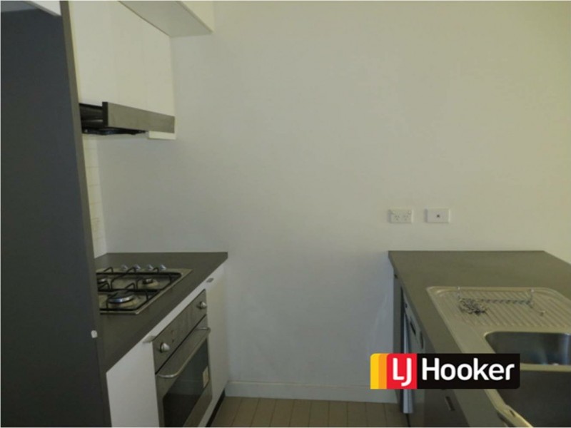 10/2 Monash Green Drive, Clayton VIC 3168