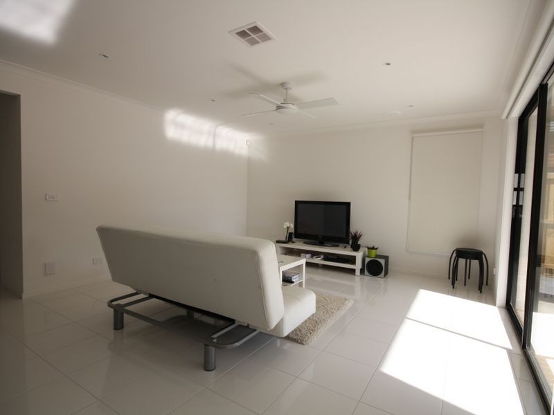 10 Denmark Road, Keysborough VIC 3173