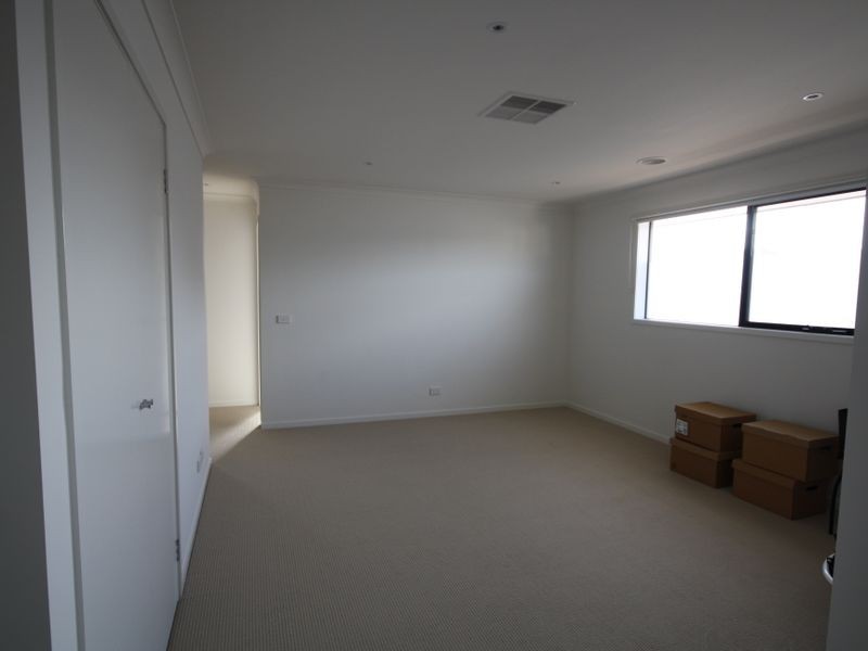 10 Denmark Road, Keysborough VIC 3173
