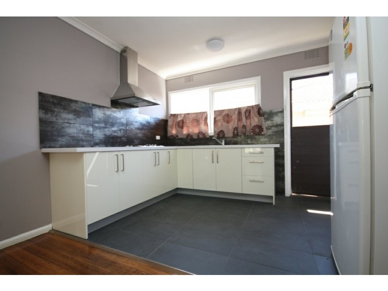 1/13 Furnew Street, Springvale VIC 3171