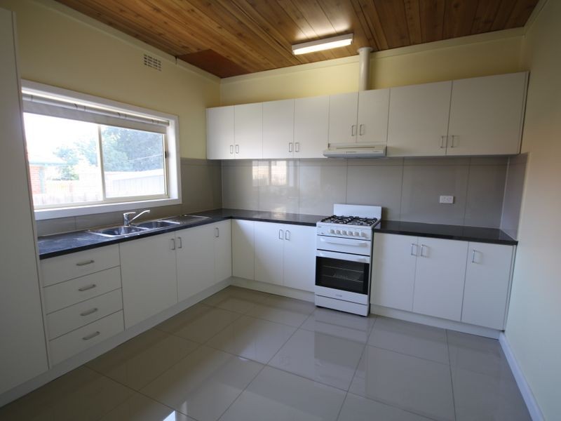 1/8 Whiteside Street, Springvale VIC 3171