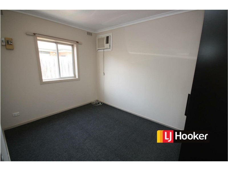 15a Albert Avenue, Springvale VIC 3171