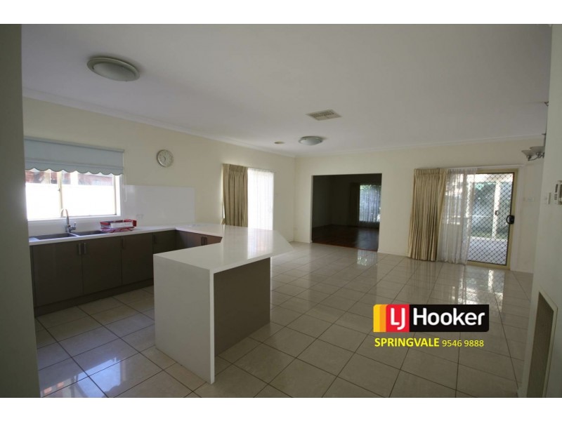 8 Cooper Street, Springvale South VIC 3172