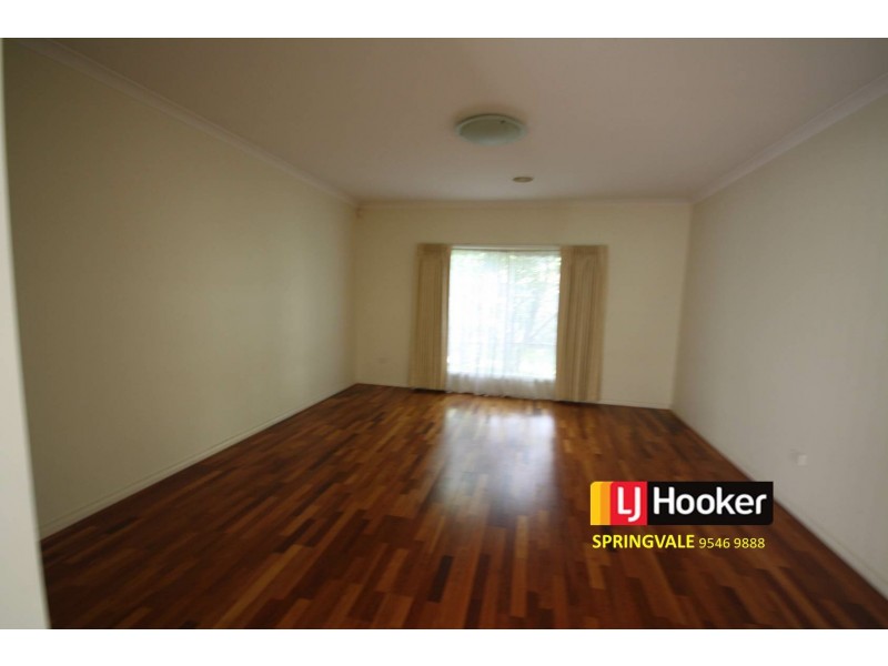 8 Cooper Street, Springvale South VIC 3172