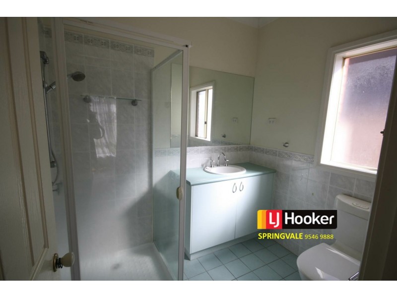 8 Cooper Street, Springvale South VIC 3172