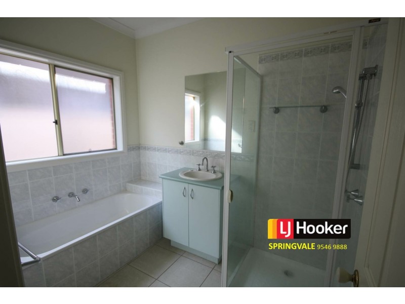 8 Cooper Street, Springvale South VIC 3172