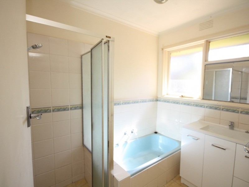 94 Ellen Street, Springvale VIC 3171