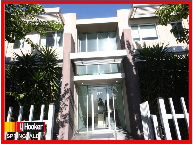 11/8 St James Avenue, Springvale VIC 3171