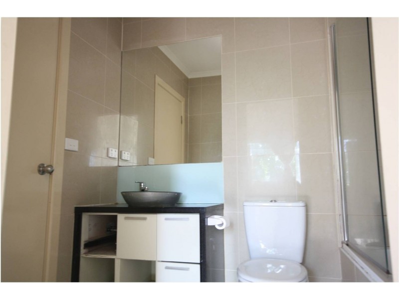 11/8 St James Avenue, Springvale VIC 3171