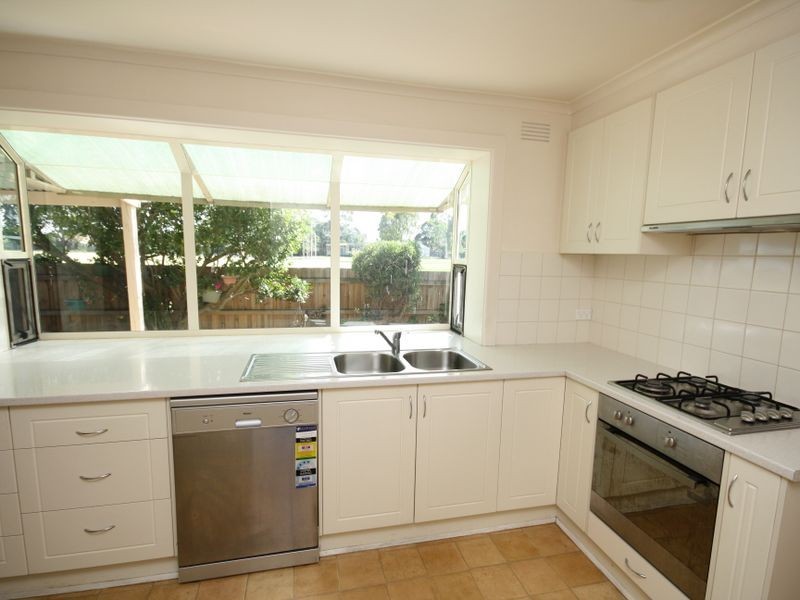 14 Beach Court, Keysborough VIC 3173