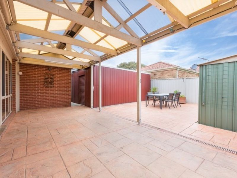 1 Ashbrook Way, Cranbourne West VIC 3977