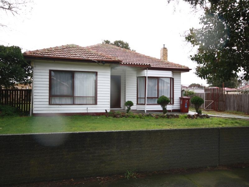 1 Rosa Avenue, Springvale VIC 3171