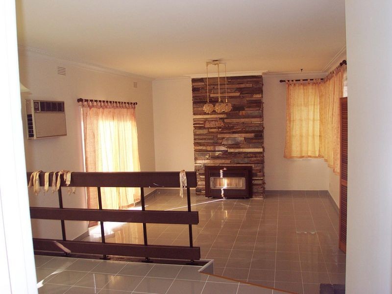 17 Regina Street, Springvale South VIC 3172