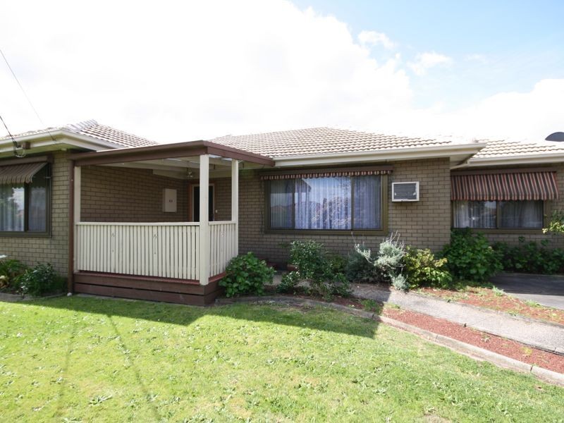 25 Oakwood Avenue, Dandenong North VIC 3175