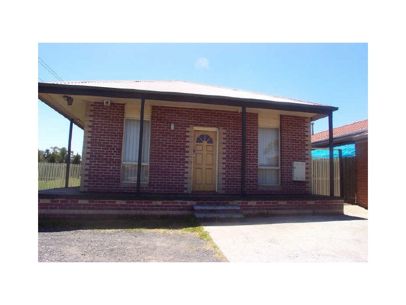 135 Pound Road (96 C6,H7,J7), Hampton Park VIC 3976