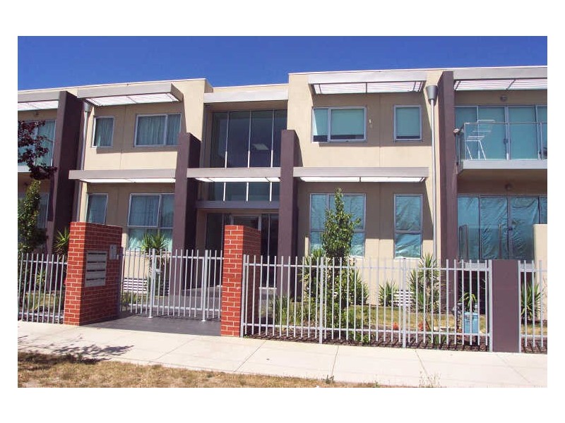 7/8 St James Avenue, Springvale VIC 3171