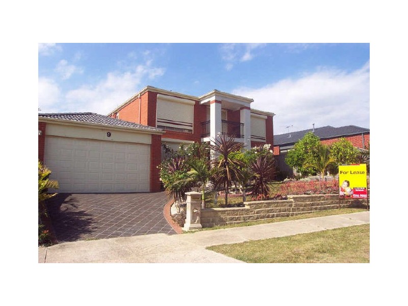 9 Perri Raso Rise (82 B7), Rowville VIC 3178
