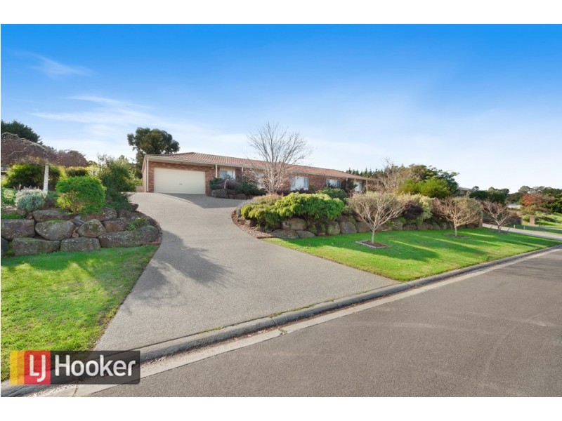 18-20 Cranston Close, Narre Warren North VIC 3804