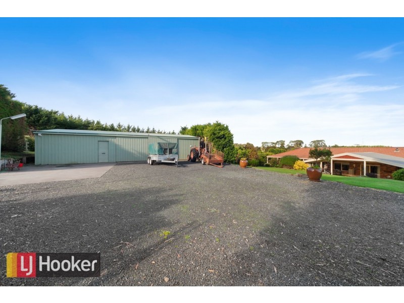 18-20 Cranston Close, Narre Warren North VIC 3804