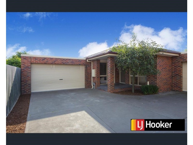 2/18 Lewis Street, Springvale VIC 3171