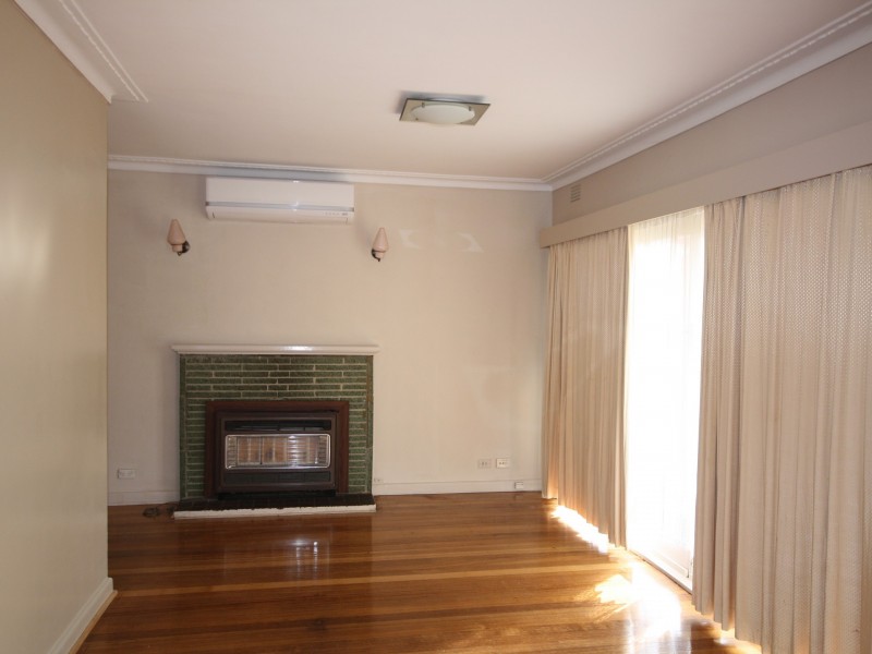 28 Heather Grove, Springvale VIC 3171