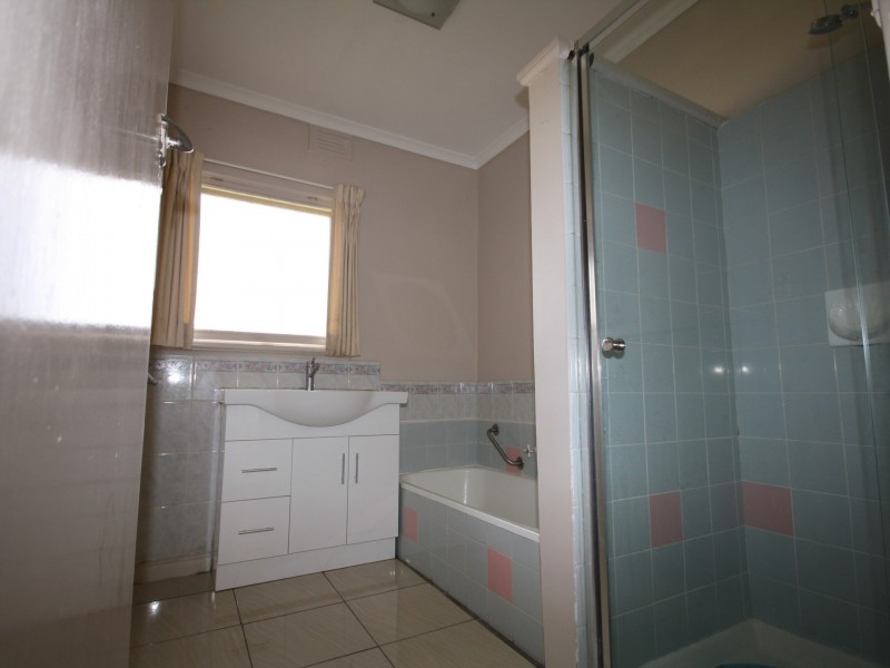 28 Heather Grove, Springvale VIC 3171