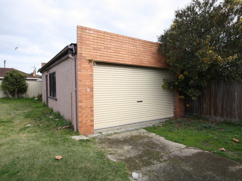 28 Heather Grove, Springvale VIC 3171