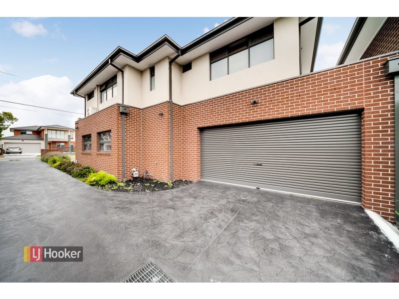 1/31 MONCUR AVENUE, Springvale VIC 3171