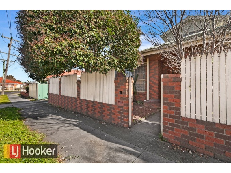 2 Gavan Dr, Springvale VIC 3171