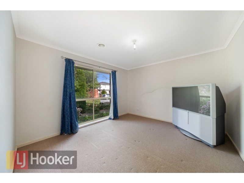 2/5 THROUGH ROAD, Noble Park VIC 3174