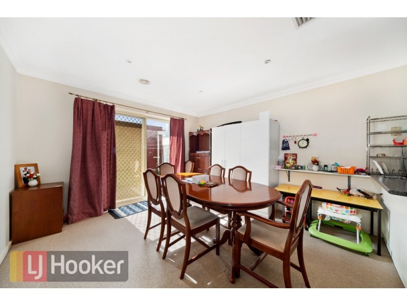 2/5 THROUGH ROAD, Noble Park VIC 3174