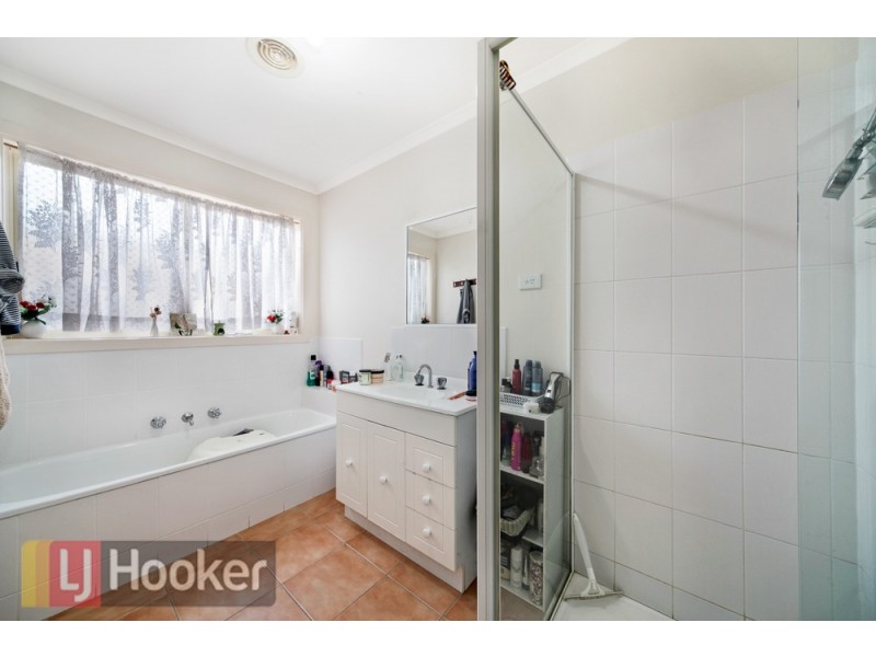 2/5 THROUGH ROAD, Noble Park VIC 3174