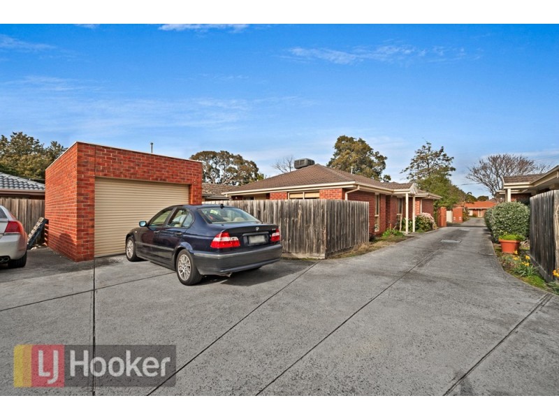 2/5 THROUGH ROAD, Noble Park VIC 3174