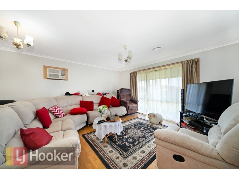 23 Chapel Road, Keysborough VIC 3173
