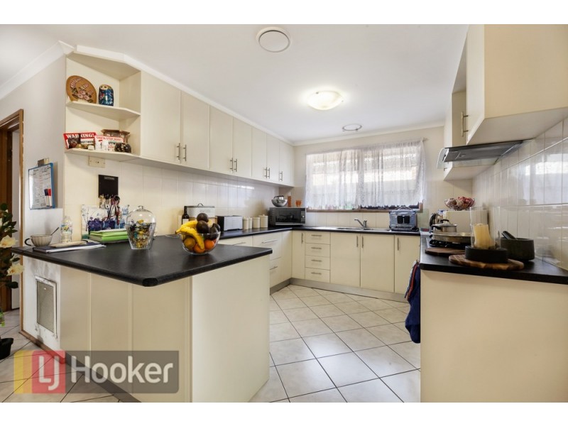 23 Chapel Road, Keysborough VIC 3173