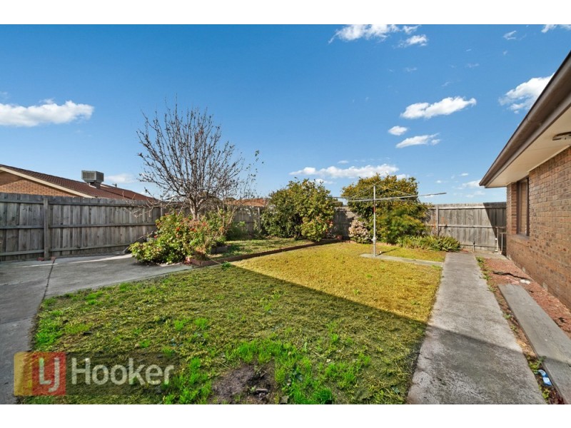 23 Chapel Road, Keysborough VIC 3173