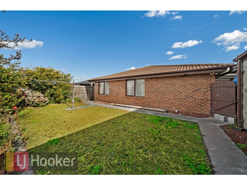 23 Chapel Road, Keysborough VIC 3173